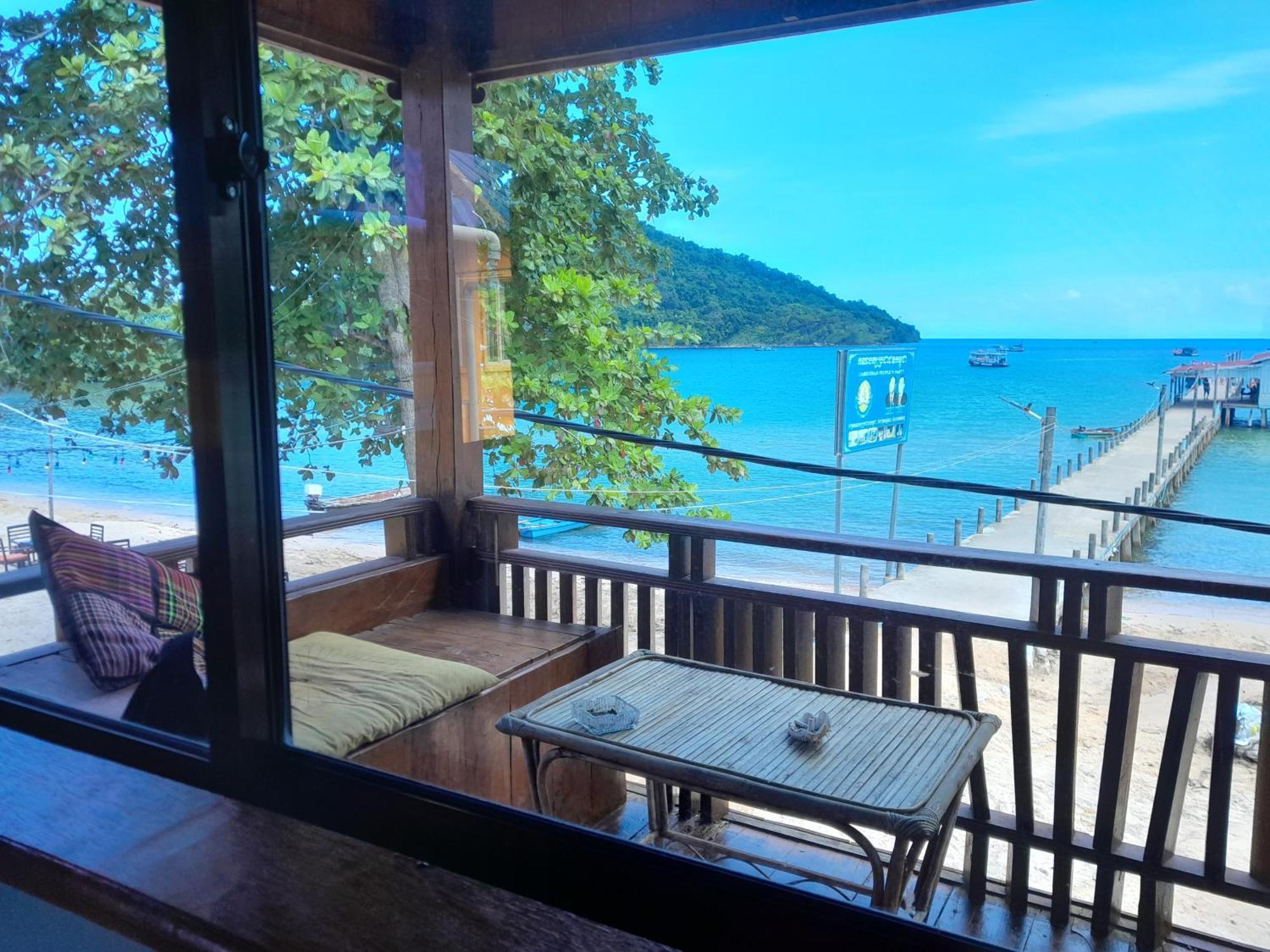 Bong'S Guesthouse M'Pai Bay Koh Rong Sanloem Zewnętrze zdjęcie